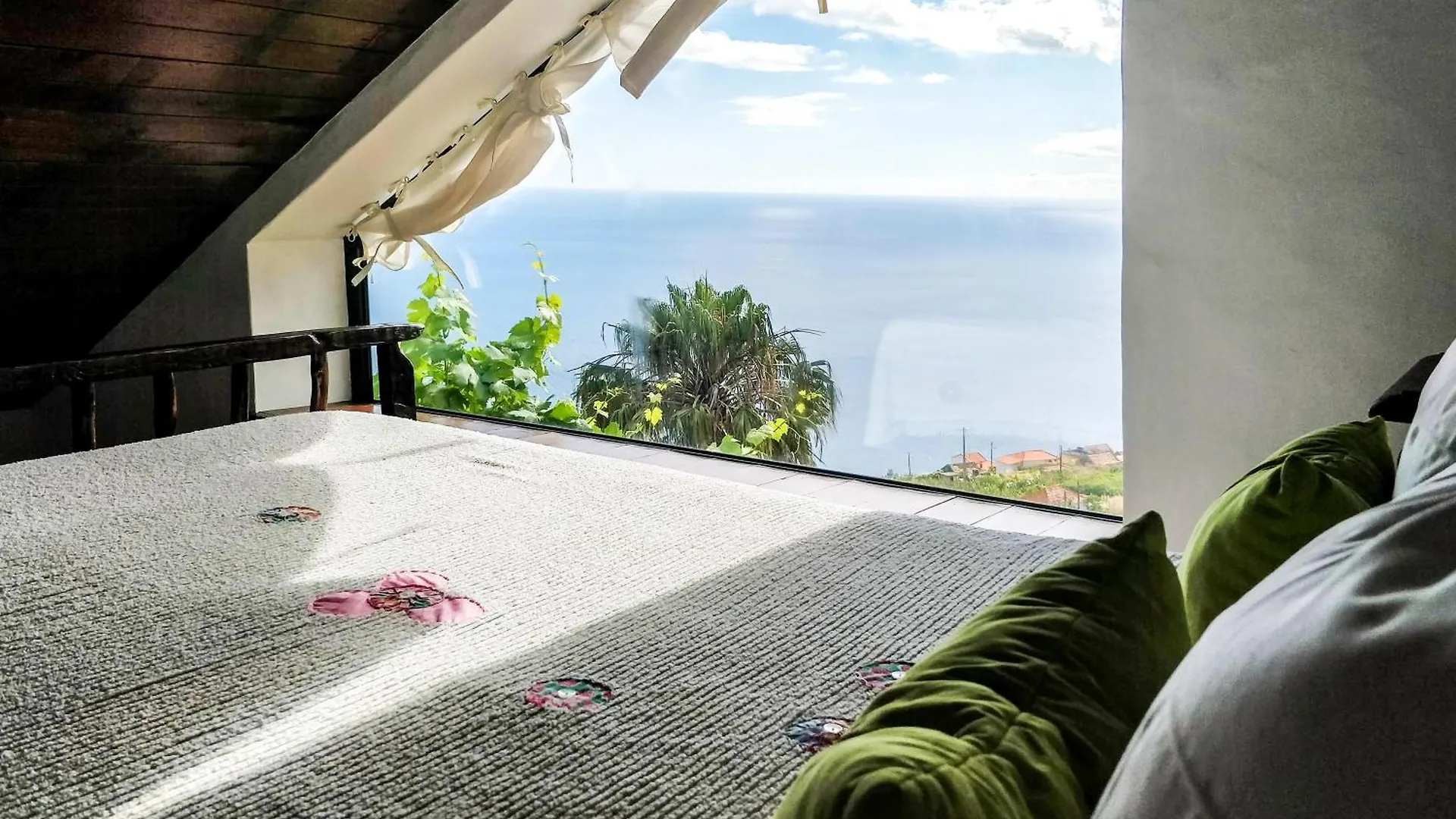 Gasthof Hotel Calhau Grande Arco da Calheta